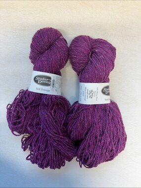 Studio Donegal Soft Donegal Wool Yarn - Wild Rose